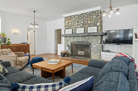 106 Cliff Mull Lane Fairlee VT 05045