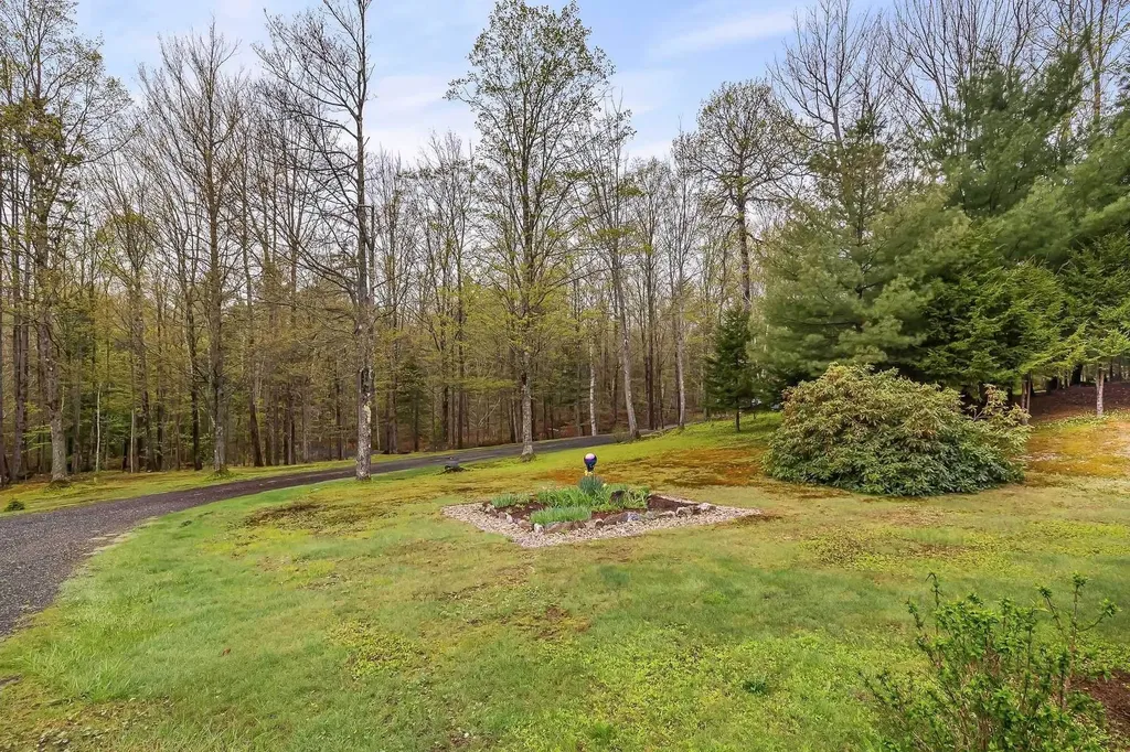 65 Paquette Road Bethel VT 05060