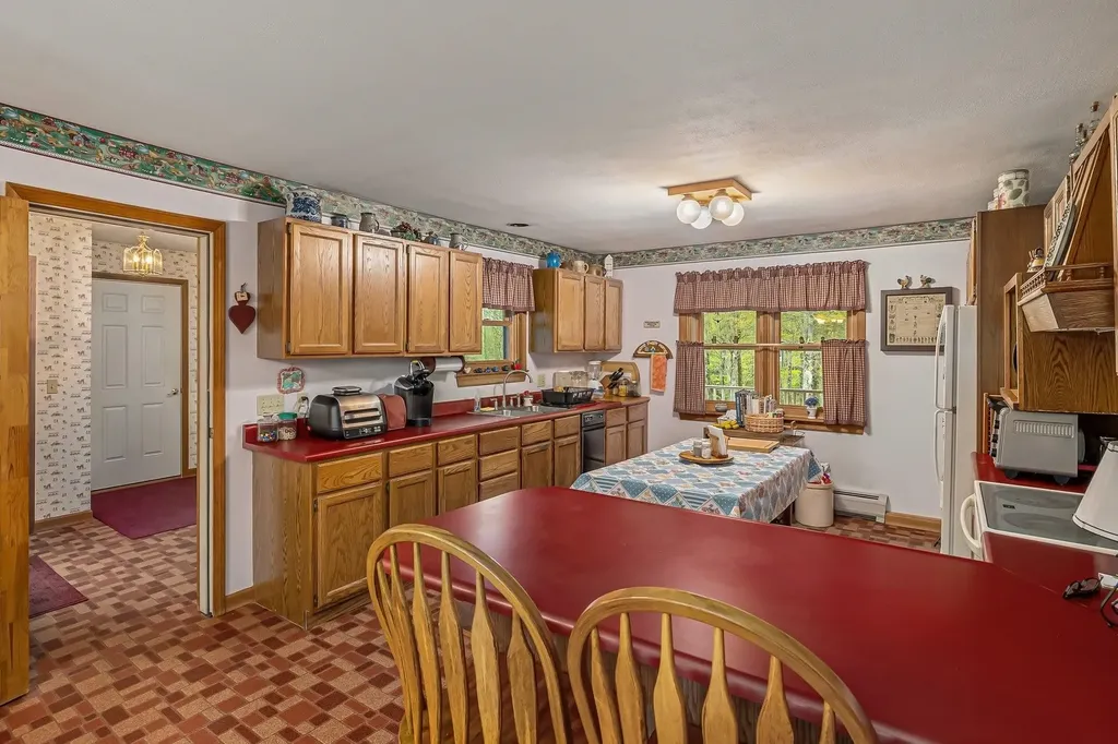 65 Paquette Road Bethel VT 05060