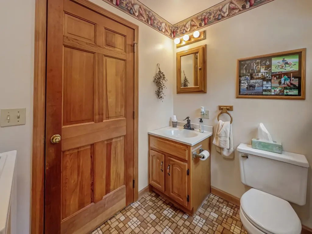 65 Paquette Road Bethel VT 05060