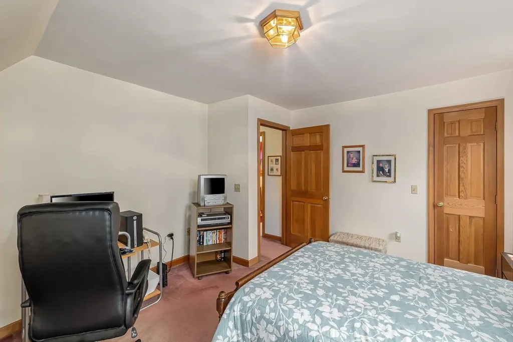 65 Paquette Road Bethel VT 05060