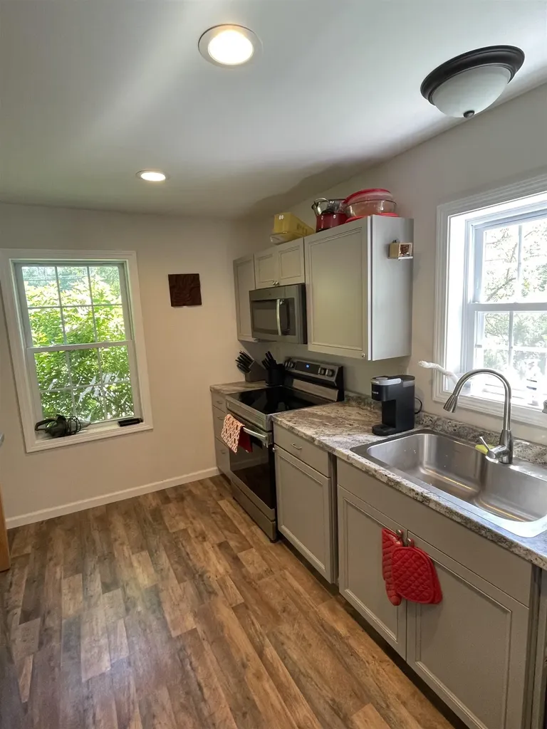 35 Clinton Road Antrim NH 03440