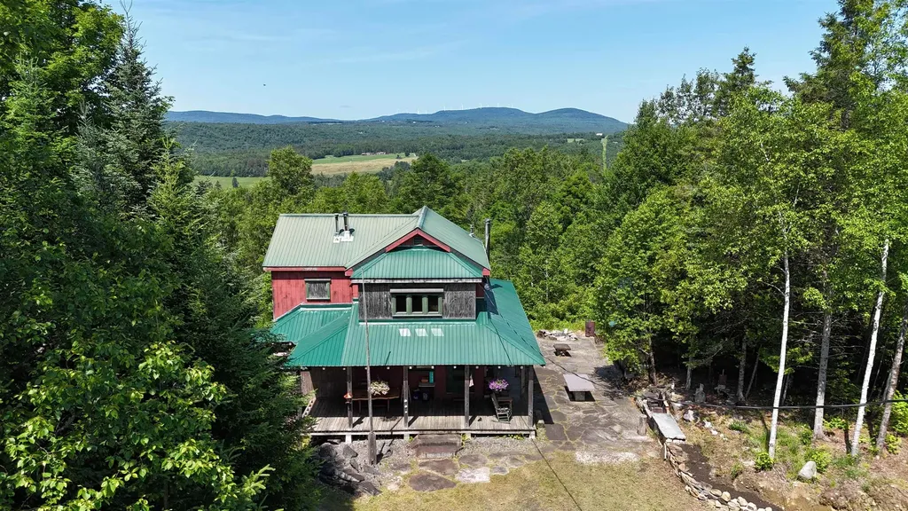 200 Old Farm Road Burke VT 05871