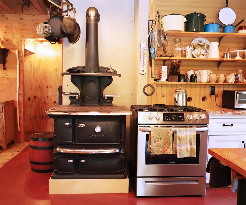 200 Old Farm Road Burke VT 05871