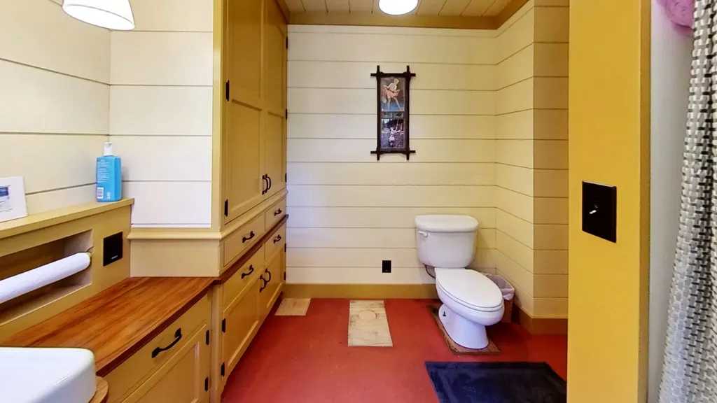 200 Old Farm Road Burke VT 05871