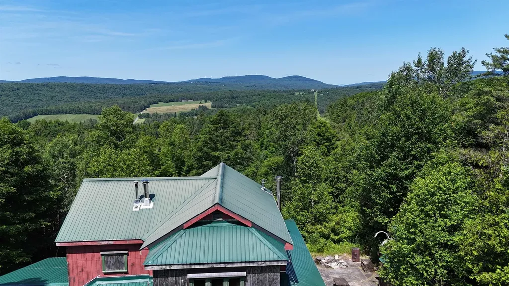 200 Old Farm Road Burke VT 05871