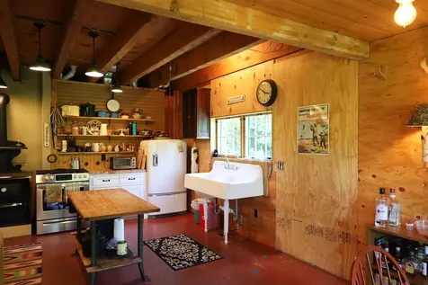 200 Old Farm Road Burke VT 05871