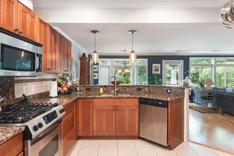 186 Hummingbird Lane South Burlington VT 05403