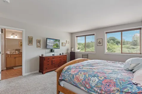 186 Hummingbird Lane South Burlington VT 05403