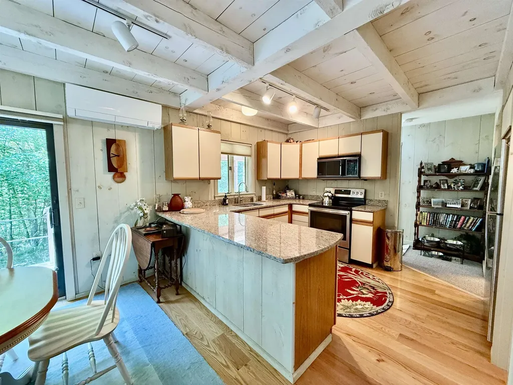 211 Upper Dam Road Wilmington VT 05363