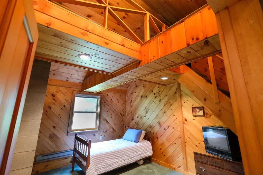 1134 Route 106 Reading VT 05062