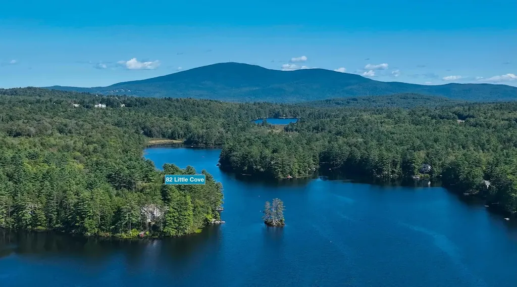 82 Little Cove Road New London NH 03257