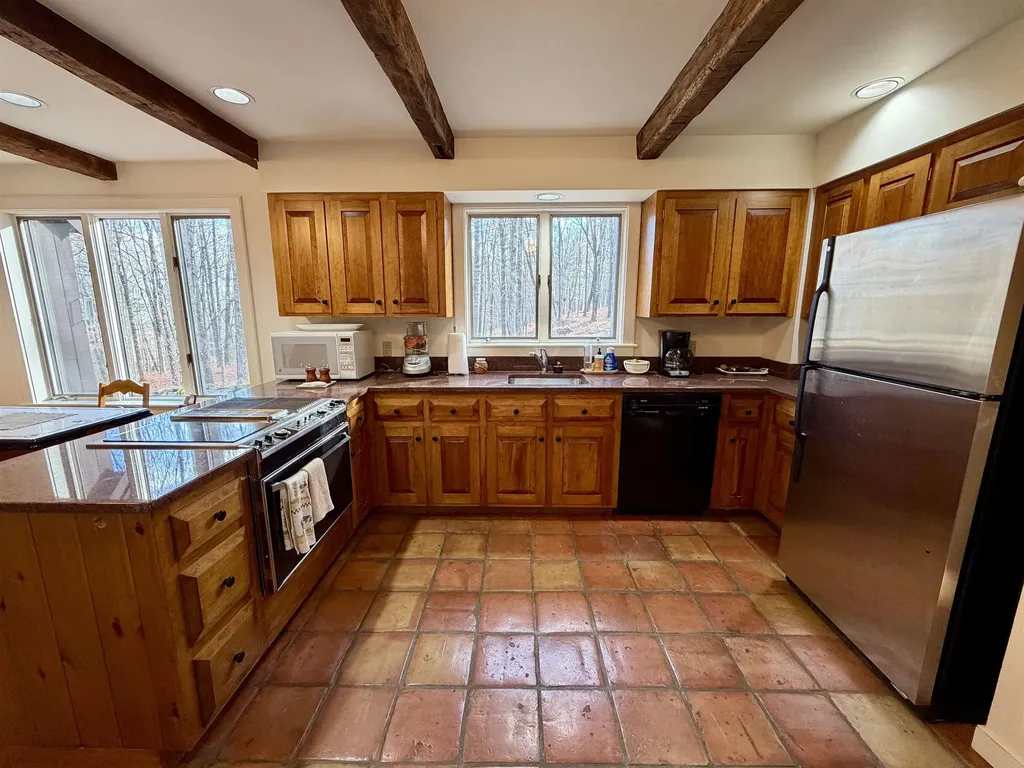 72 Oak Ridge Way Woodstock VT 05091
