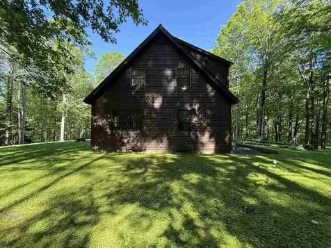 72 Oak Ridge Way Woodstock VT 05091