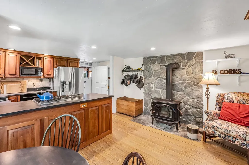 956 Old Cheney Road Windham VT 05359