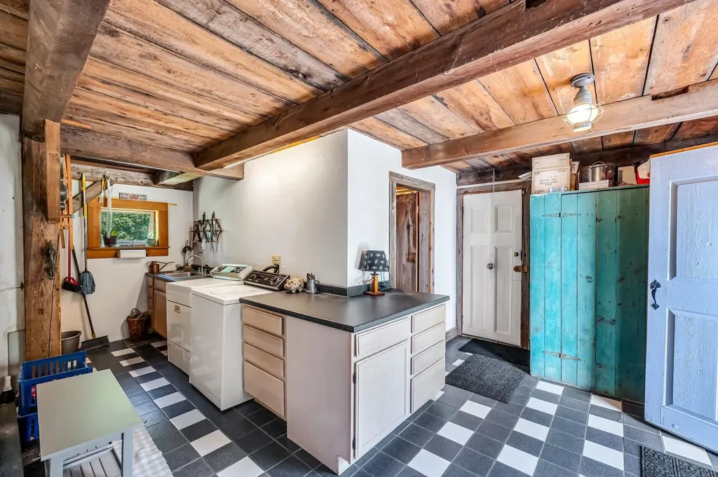 956 Old Cheney Road Windham VT 05359