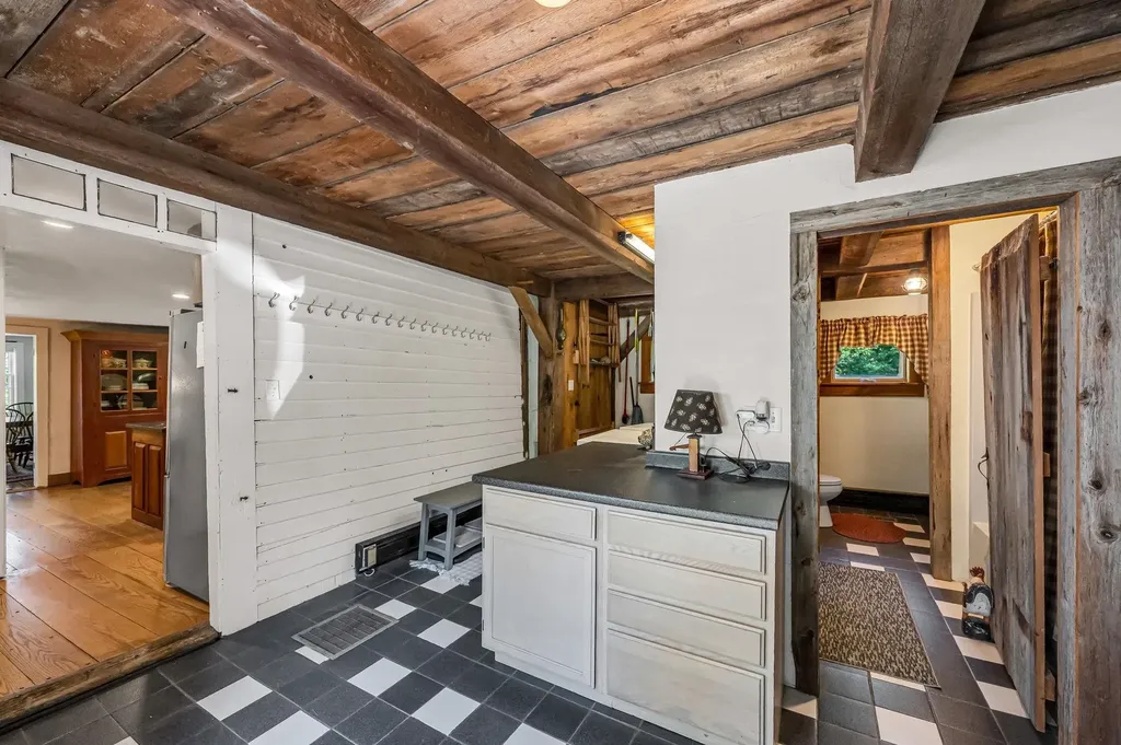 956 Old Cheney Road Windham VT 05359