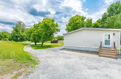 793 South Main Street Bradford VT 05033