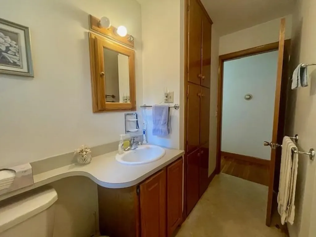 27 Androscoggin Street Gorham NH 03581