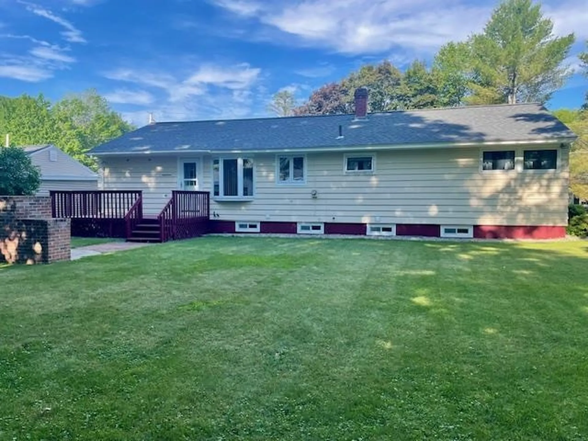 27 Androscoggin Street Gorham NH 03581
