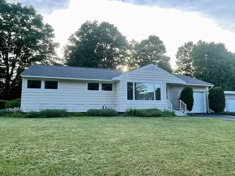 27 Androscoggin Street Gorham NH 03581