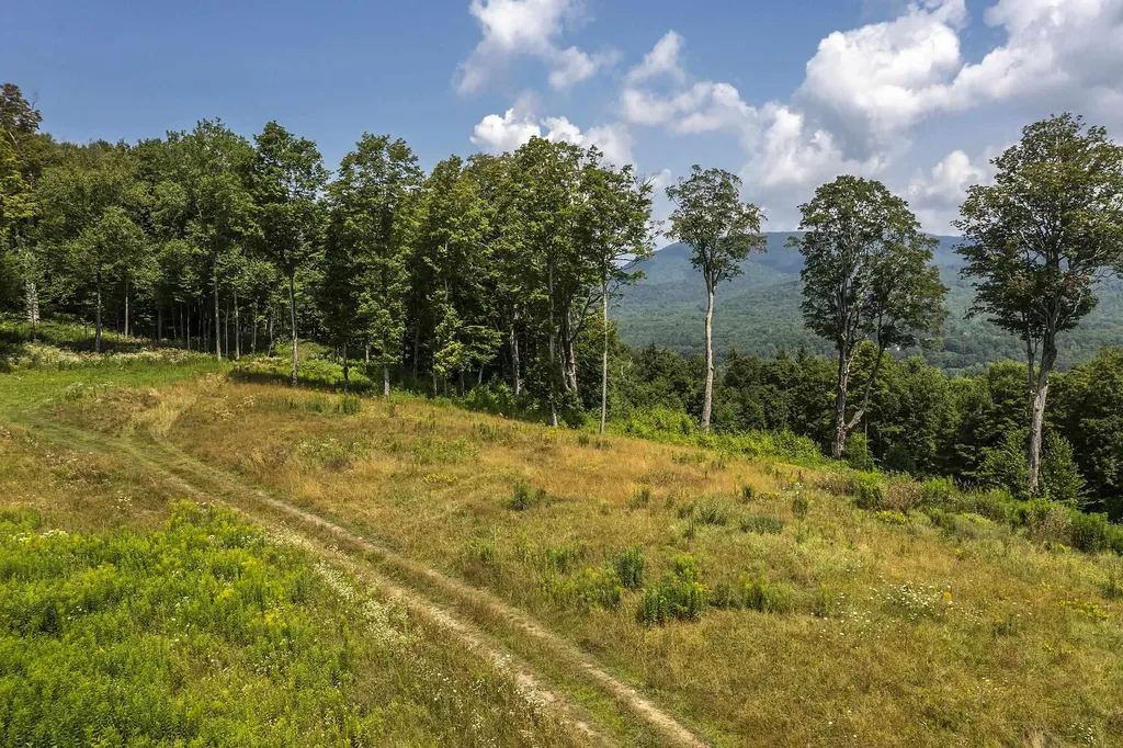 500 Nims Road Dorset VT 05251