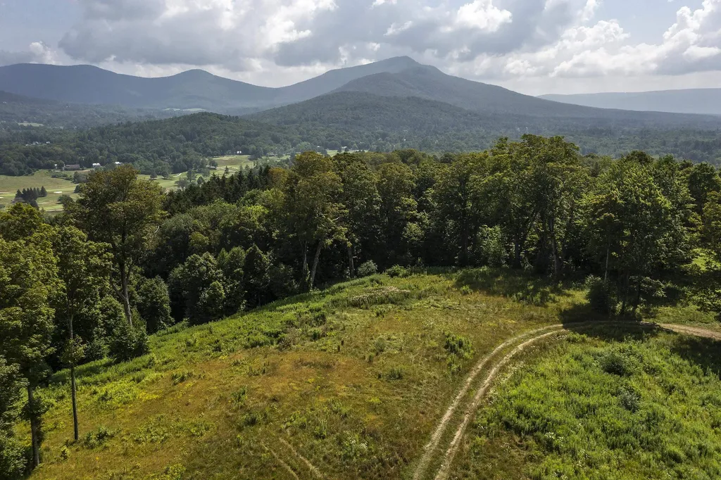 500 Nims Road Dorset VT 05251