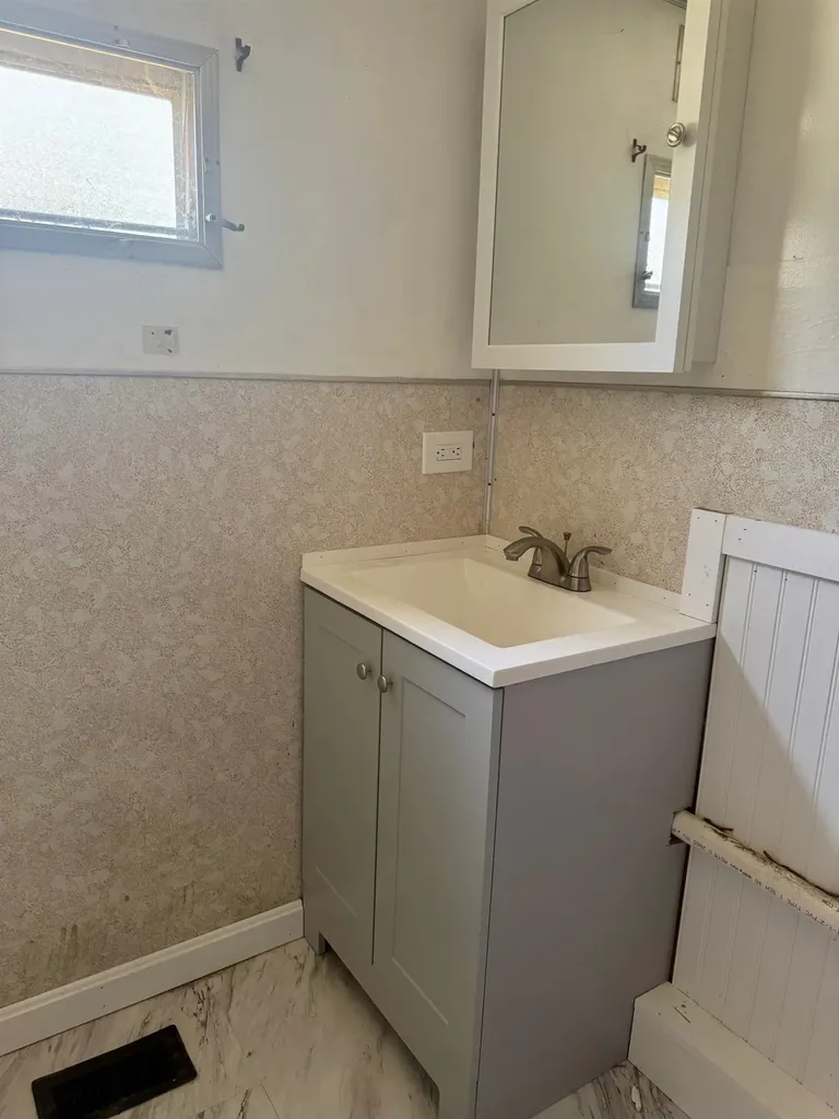 142 Back Ashuelot Road Winchester NH 03470