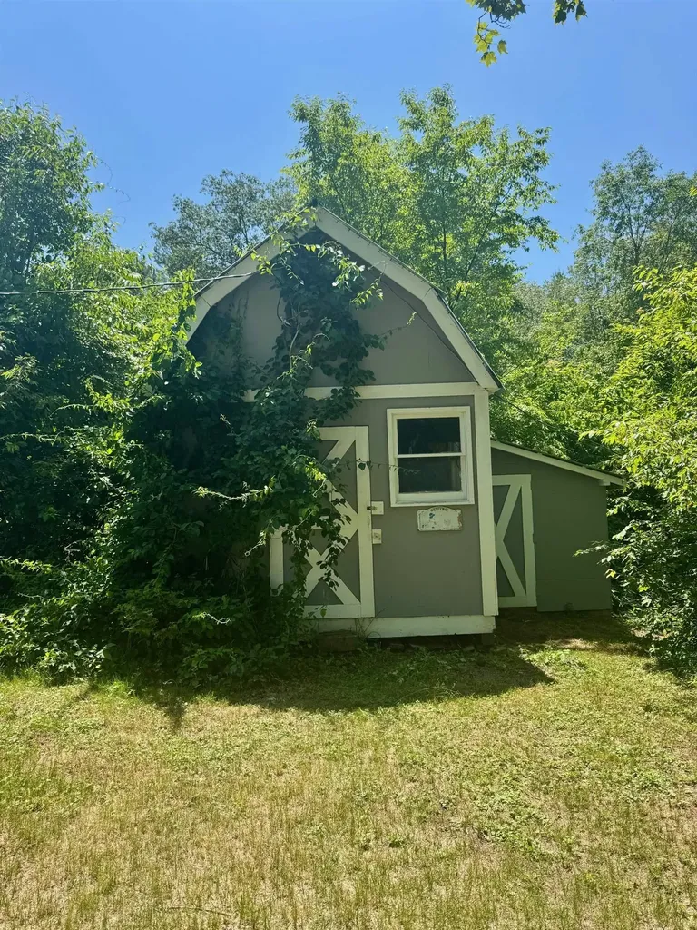 142 Back Ashuelot Road Winchester NH 03470