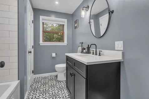 12 Fields Farm Road Merrimack NH 03054