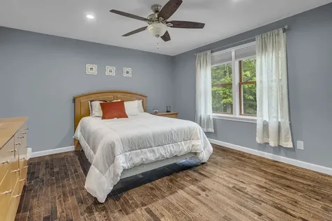 12 Fields Farm Road Merrimack NH 03054