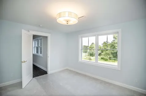 50 Newfields Road Exeter NH 03833