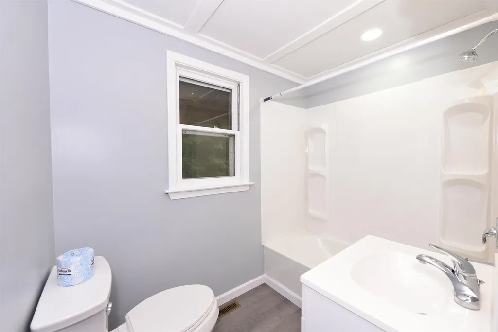 227 Alpstrausse Bartlett NH 03845