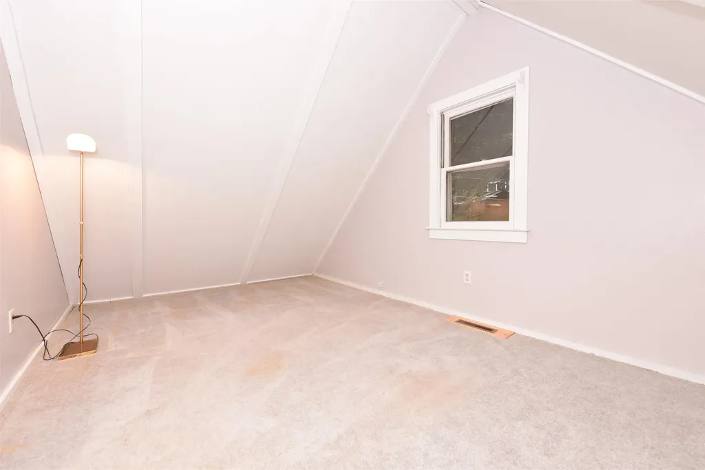 227 Alpstrausse Bartlett NH 03845