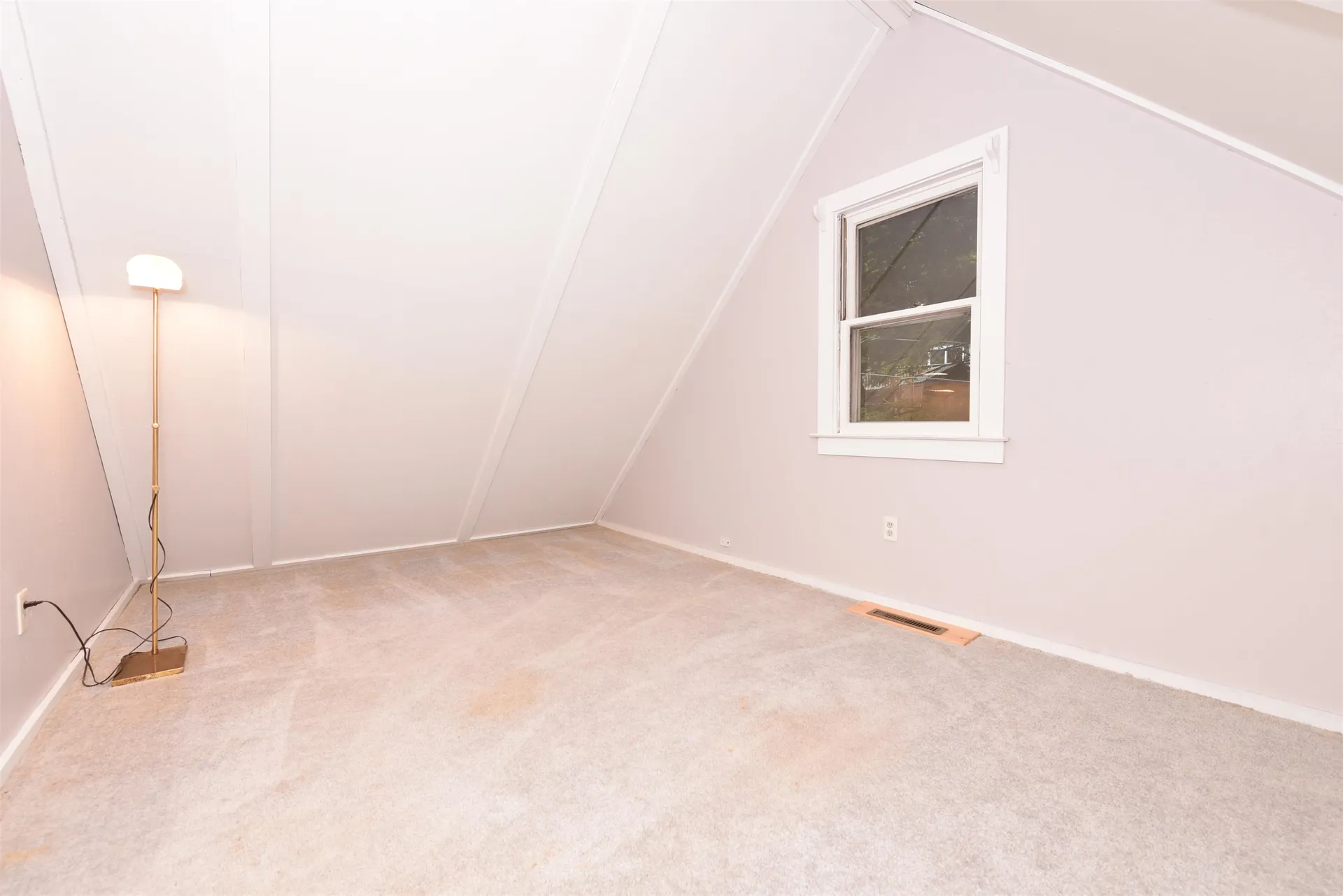 227 Alpstrausse Bartlett NH 03845