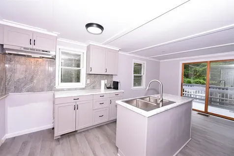 227 Alpstrausse Bartlett NH 03845