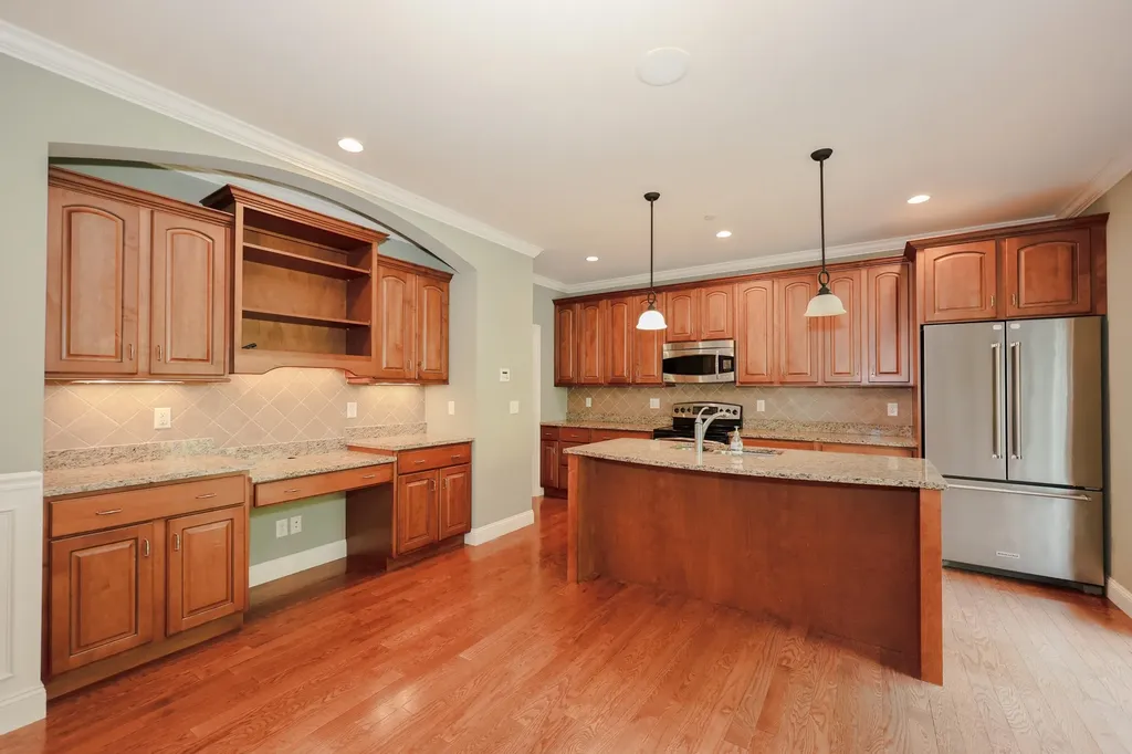 2C Manor Drive Hooksett NH 03106