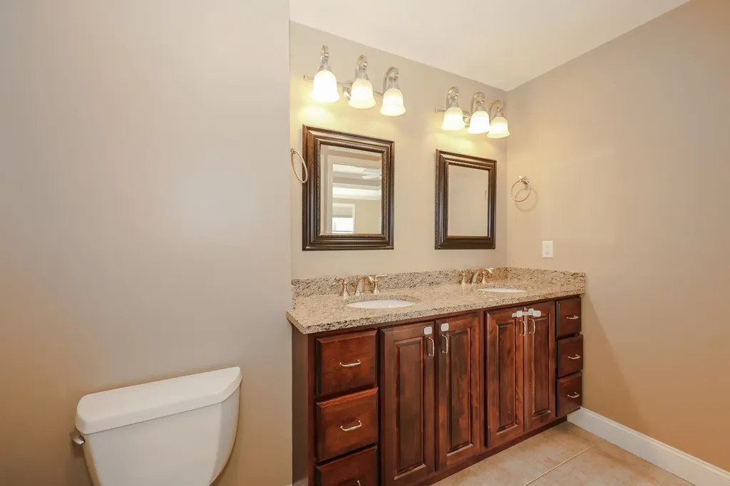 2C Manor Drive Hooksett NH 03106