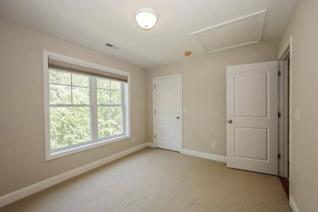 2C Manor Drive Hooksett NH 03106