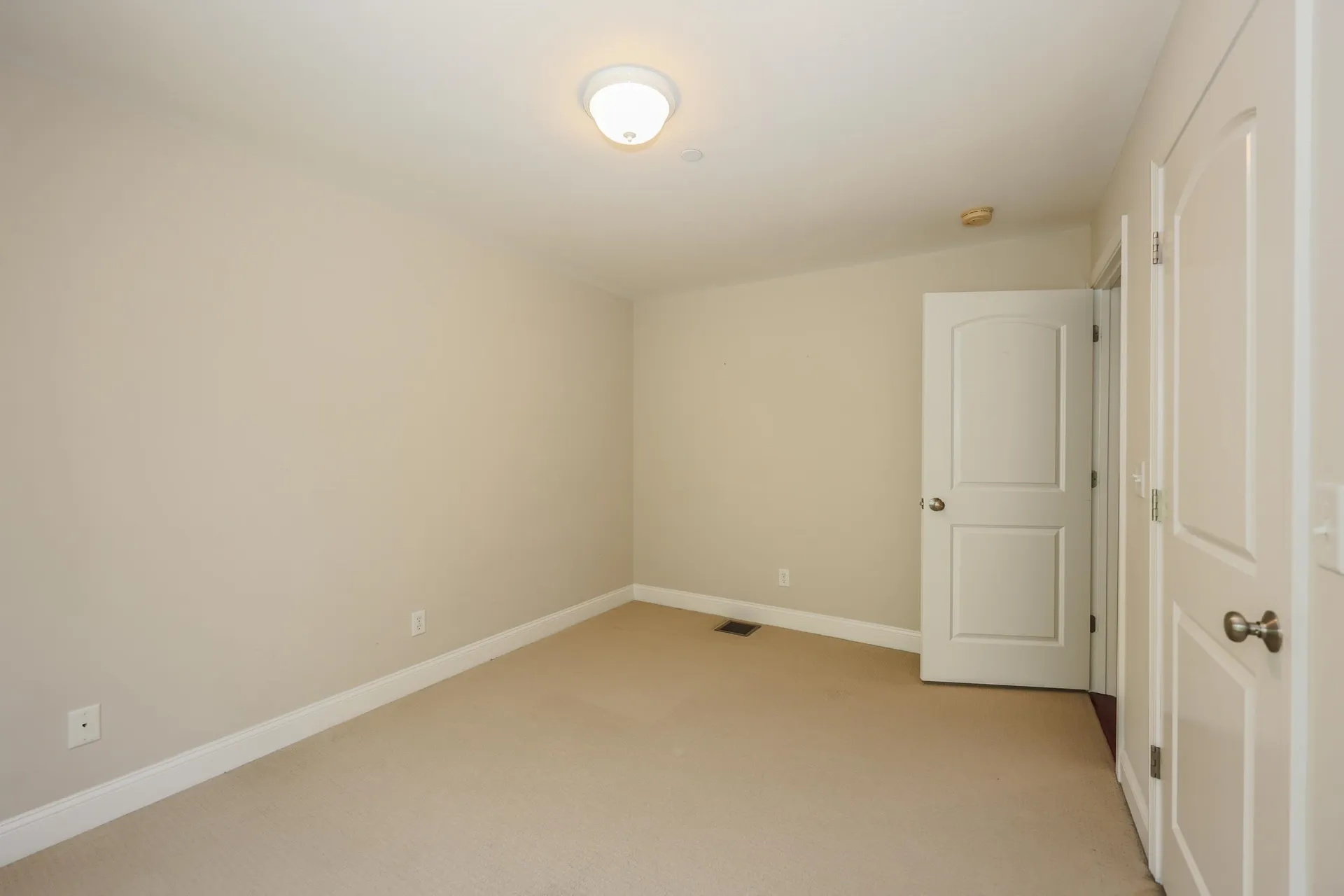 2C Manor Drive Hooksett NH 03106