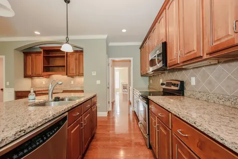 2C Manor Drive Hooksett NH 03106