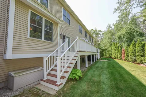 2C Manor Drive Hooksett NH 03106