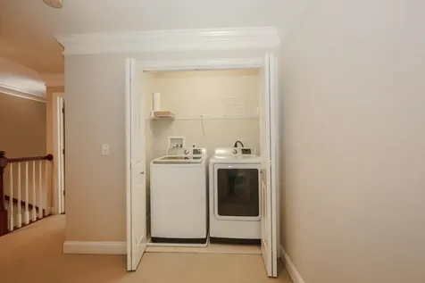 2C Manor Drive Hooksett NH 03106