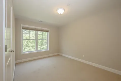 2C Manor Drive Hooksett NH 03106