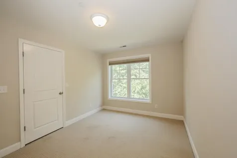 2C Manor Drive Hooksett NH 03106
