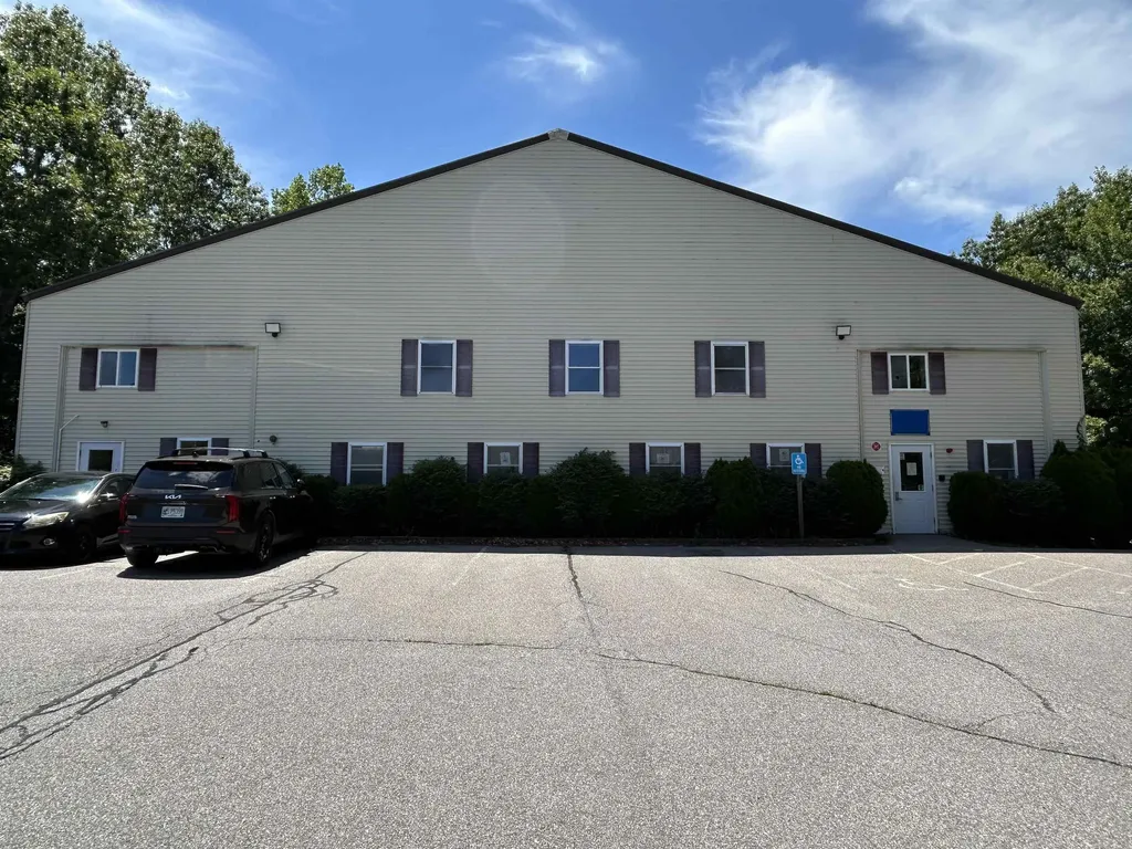 8 Continental Drive Exeter NH 03833