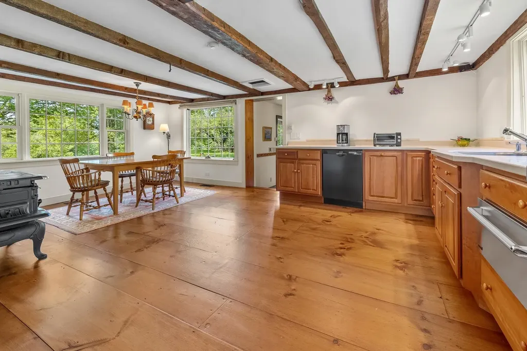 1279 Old Bridgewater Hill Road Bridgewater VT 05035