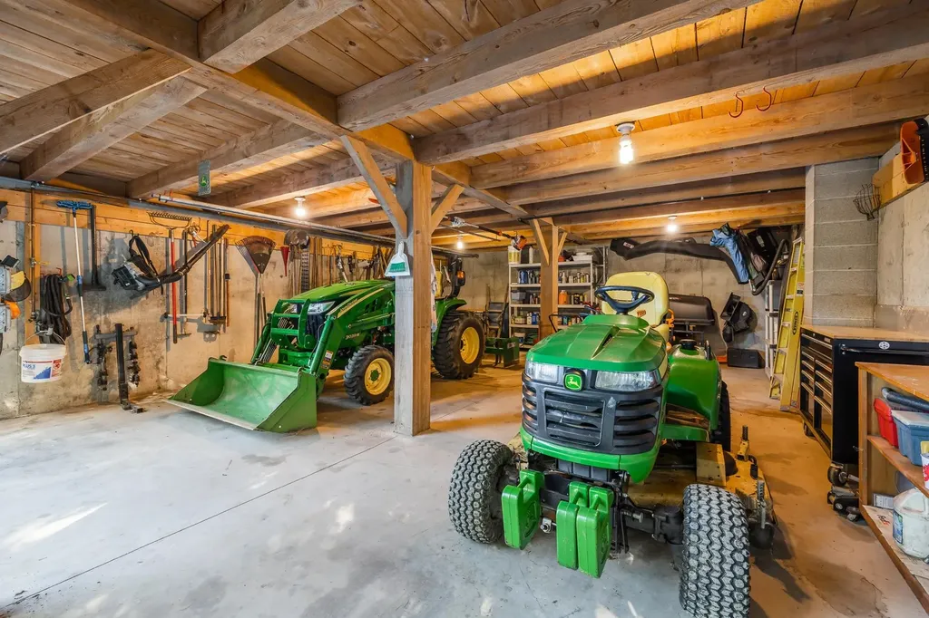 1279 Old Bridgewater Hill Road Bridgewater VT 05035