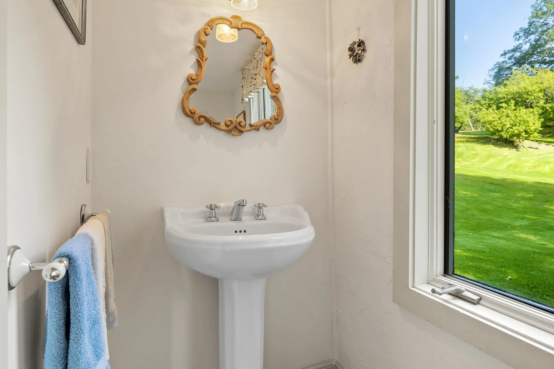 1279 Old Bridgewater Hill Road Bridgewater VT 05035