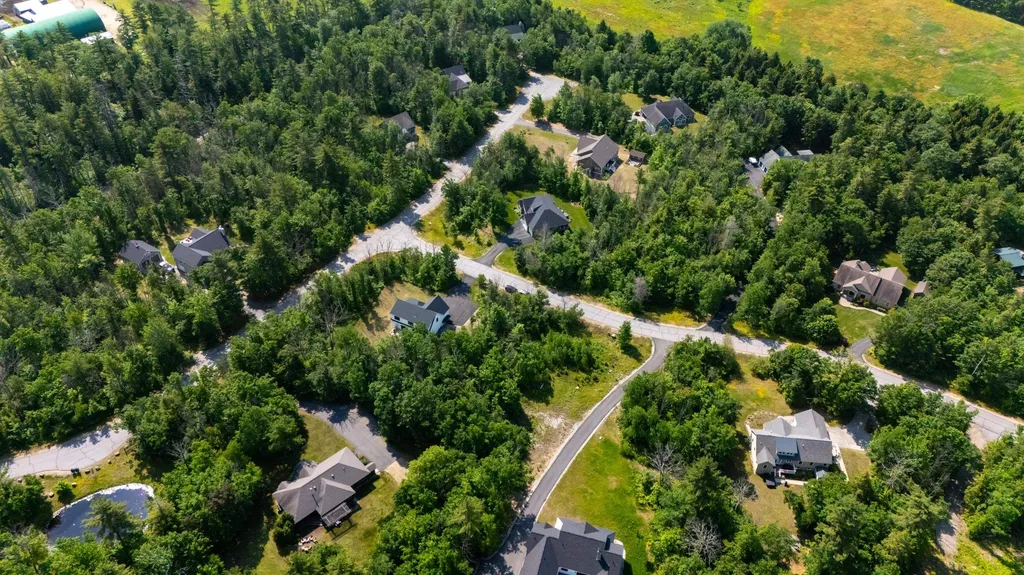 12 Oxbow Lane Conway NH 03813